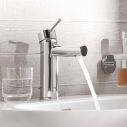 Смеситель Grohe Essence New для раковины S (32898001)