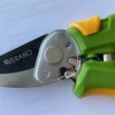 Секатор садовый Verano 71-816 205мм срез косой зубчатый механизм VERANO